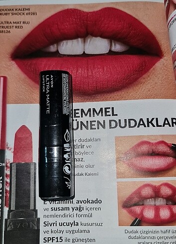 Avon ruj red supreme