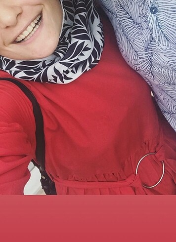 40 Beden kırmızı Renk Gömlek