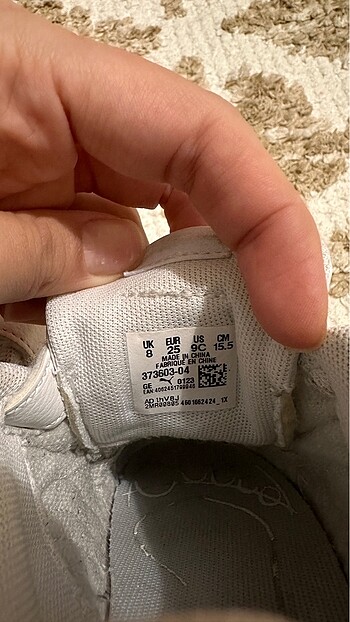 25 Beden beyaz Renk Puma çocuk spor ayakkabı