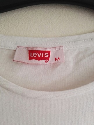 m Beden Levi's T-shirt 