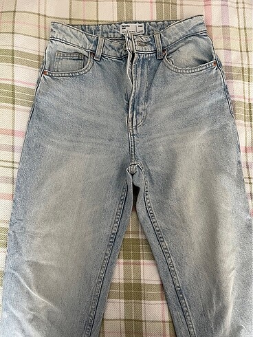 Bershka Mom jean