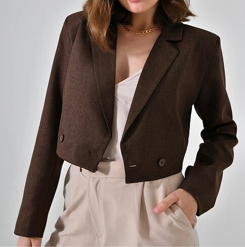 Kruvaze crop ceket