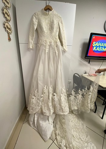 Uzun Kollu Yüksek Yakalı Vintage Gelinlik - Görsel 4