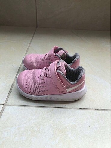 Nike spor ayakkabı