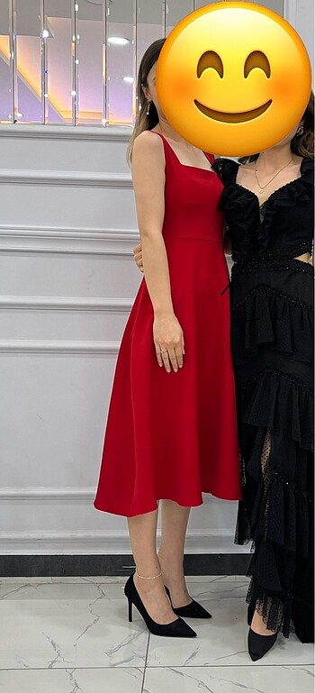 Zara Kırmızı elbise