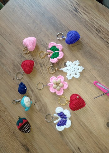 Renkli Örgü Kalp Anahtarlık Seti - Görsel 7