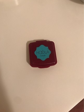 Mini Benefit hoola