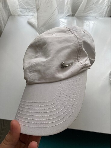 nike beyaz şapka