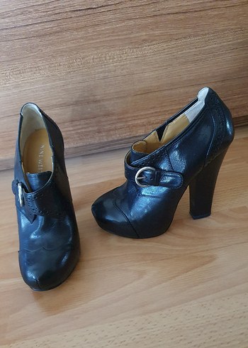 Nine West 36