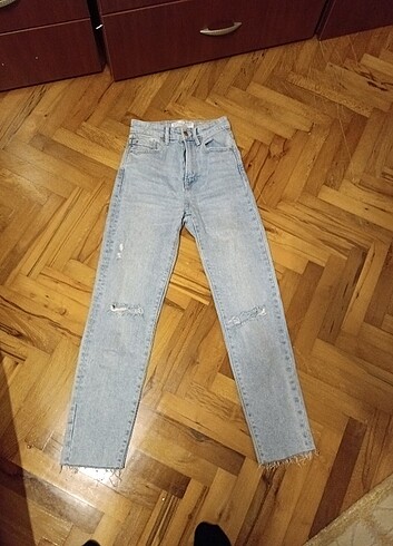 Stradivarius Jean 