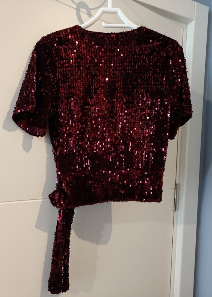 Bordo Kısa Kollu V Yaka Bluz - Görsel 3