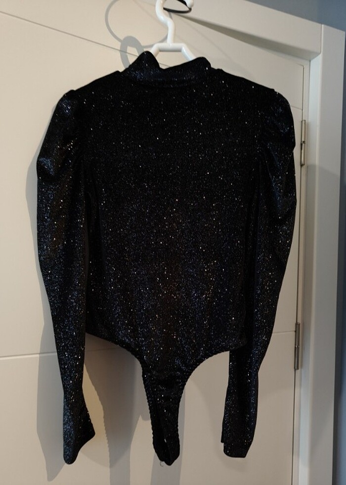 Siyah Simli Çıtçıtlı Bady - Görsel 3