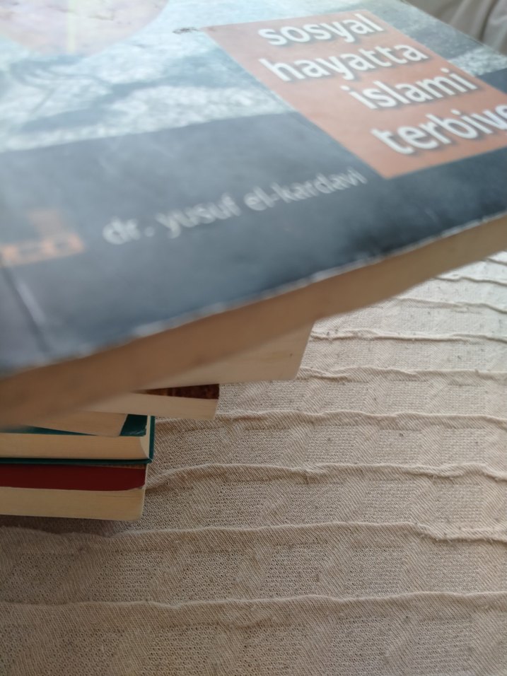 Sosyal Hayatta İslami Terbiye - Dr. Yusuf El-Kardavi - Görsel 3