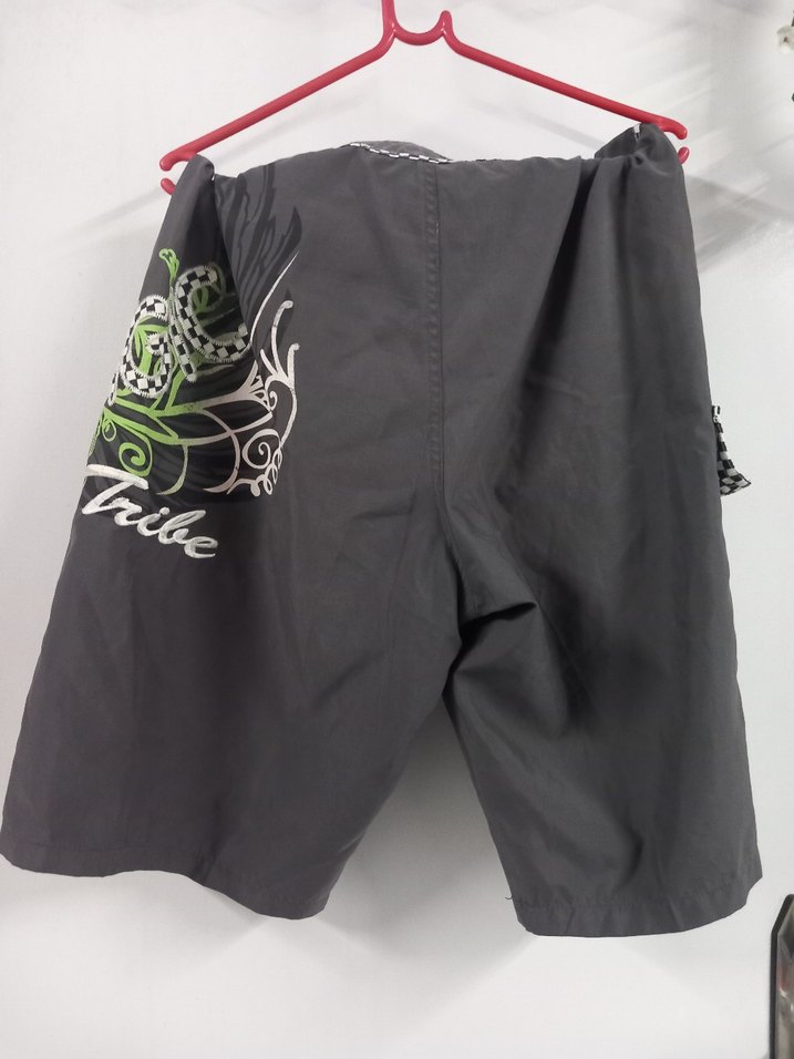 Gri Bol Kesim Midi Erkek Şort - Görsel 3