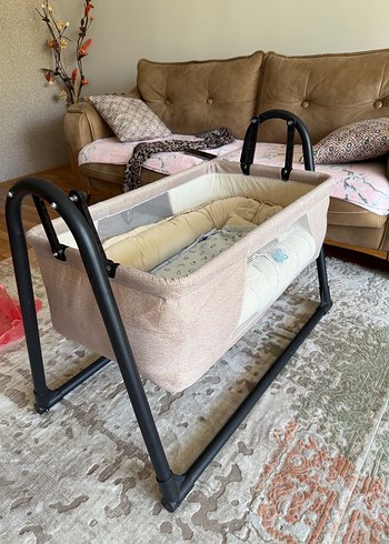 Diğer Sallanır Bebek Beşiği