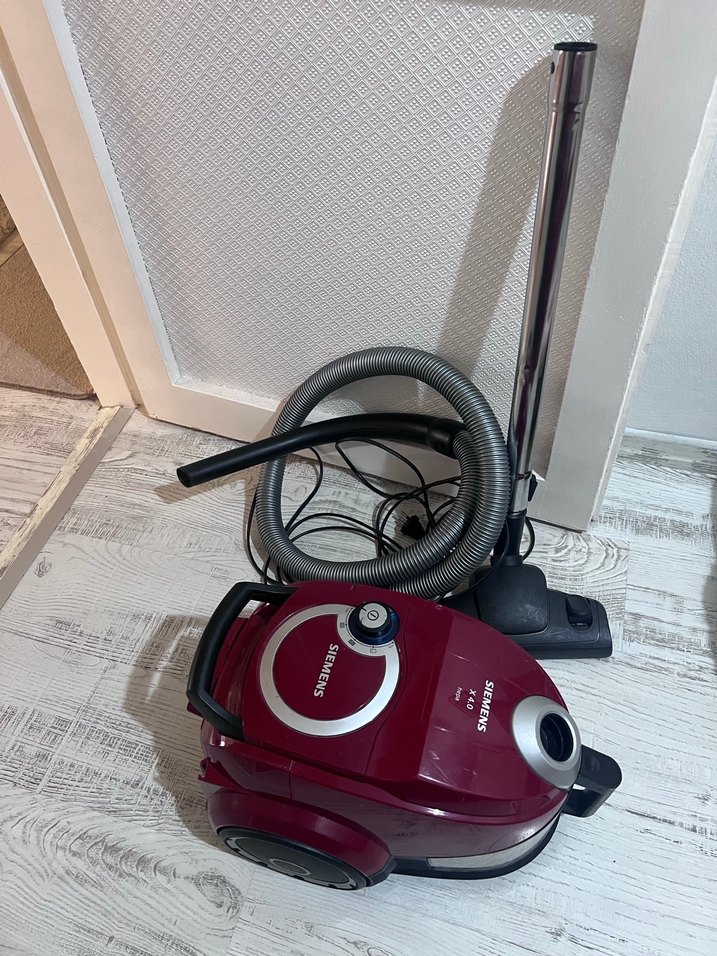 Bordo Siemens Elektrikli Süpürge - Görsel 2