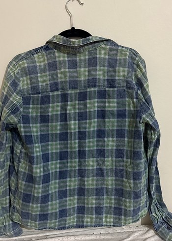 Düğmeli Uzun Kollu Kadın Gömlek - Görsel 2