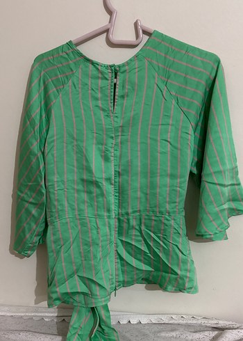 Yeşil Bağlamalı Kadın Bluz - Görsel 2