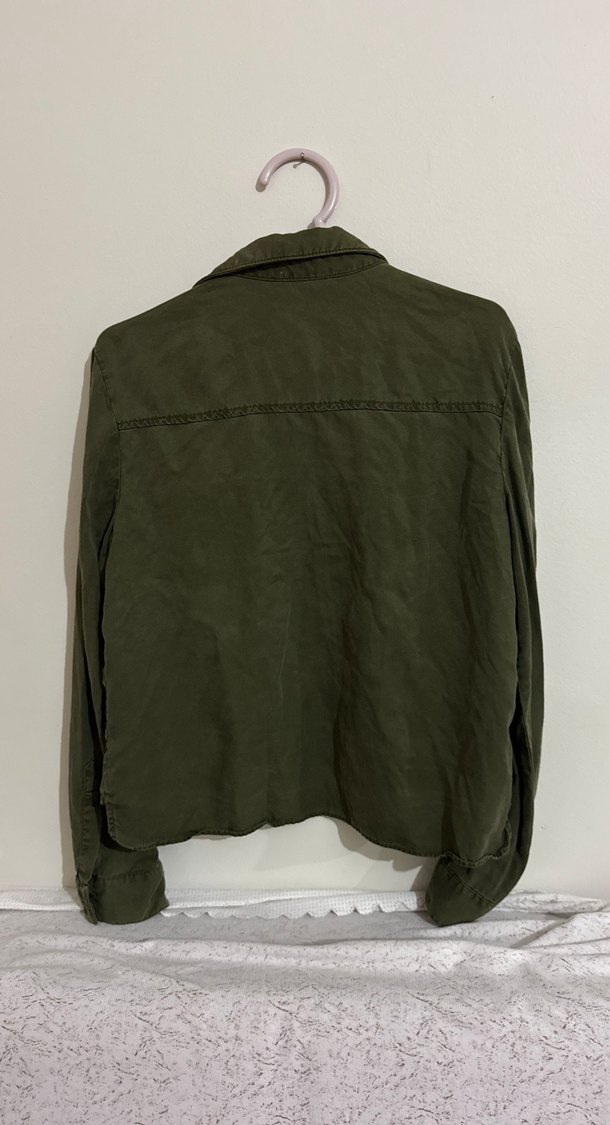 Düğmeli Khaki Keten Uzun Kollu Gömlek - Görsel 3