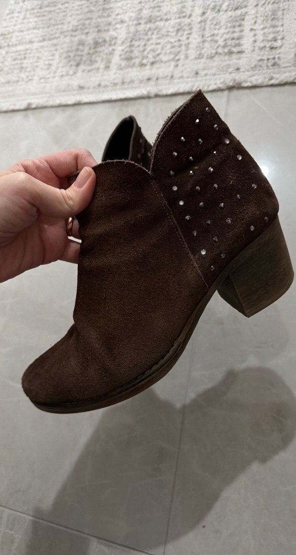 Kahverengi Süet Kadın Dolgu Topuk Bot - Görsel 2