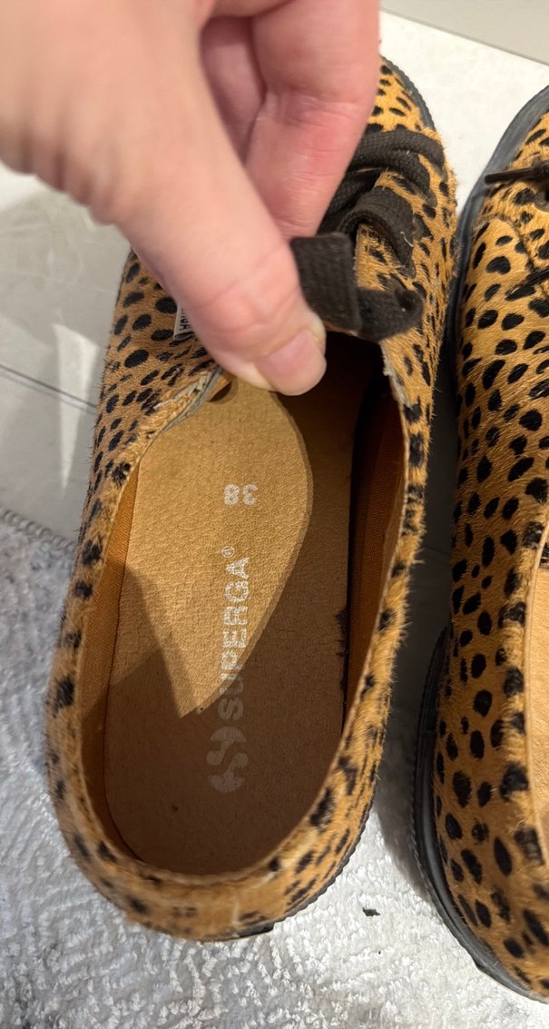 Deri Tabanlı Leopar Desenli Kadın Spor Ayakkabı - Görsel 4