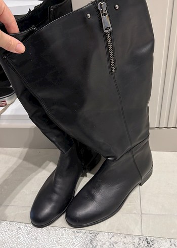 SiyahFermuarlı Kadın çizme - Görsel 3