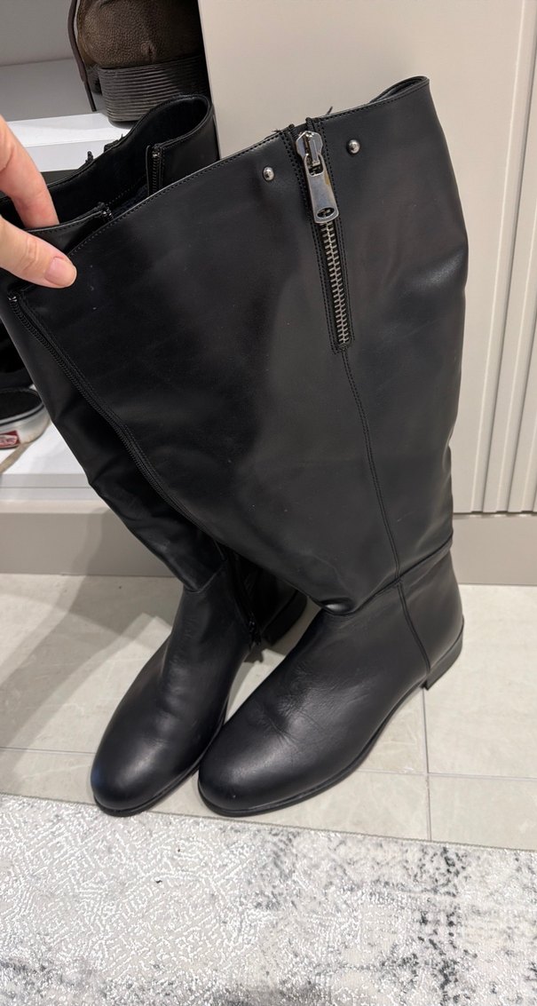 SiyahFermuarlı Kadın çizme - Görsel 3