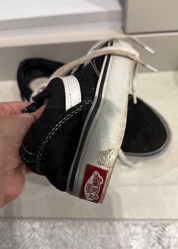 Siyah Beyaz Bağcıklı Kadın Spor Ayakkabı - Görsel 2