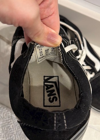 Siyah Beyaz Bağcıklı Kadın Spor Ayakkabı - Görsel 4