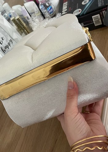 Düğmeli Beyaz süet takı sandıgı - Görsel 3