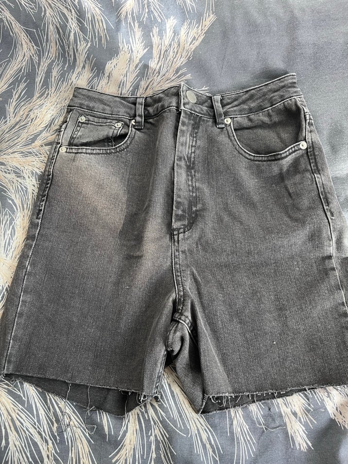 Gri Midi Denim Kadın Şort - Görsel 2