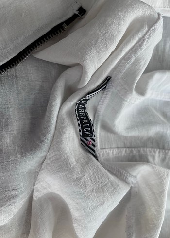 Beyaz Kapüşonlu Rahat Kesim Ceketi - Görsel 4