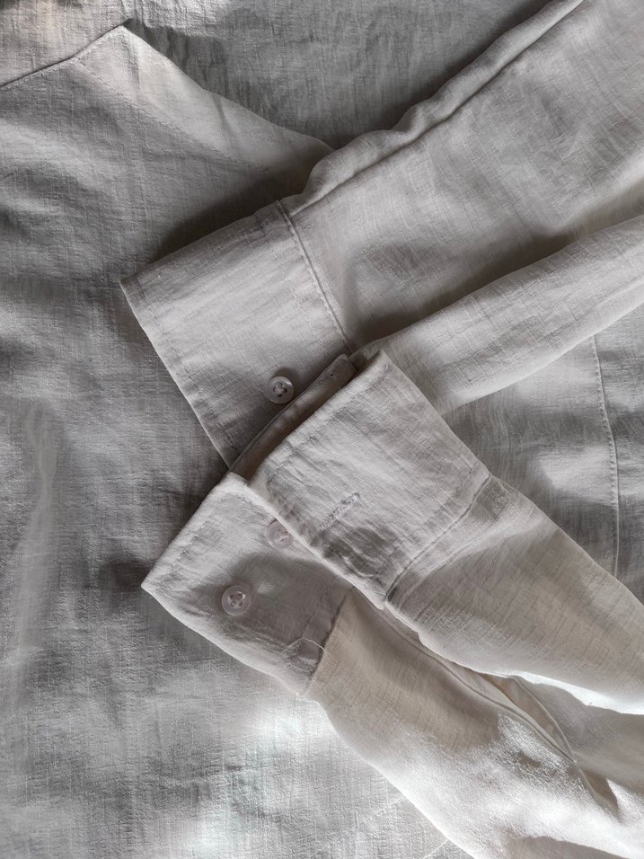 Beyaz Kapüşonlu Rahat Kesim Ceketi - Görsel 2