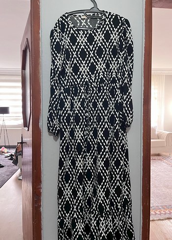 Siyah Beyaz Desenli Uzun Bohem Elbise - Görsel 2