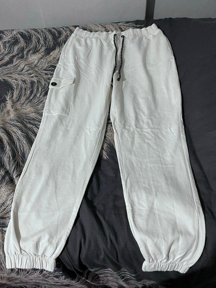 Beyaz Rahat Kesim Kadın Eşofman - Görsel 2