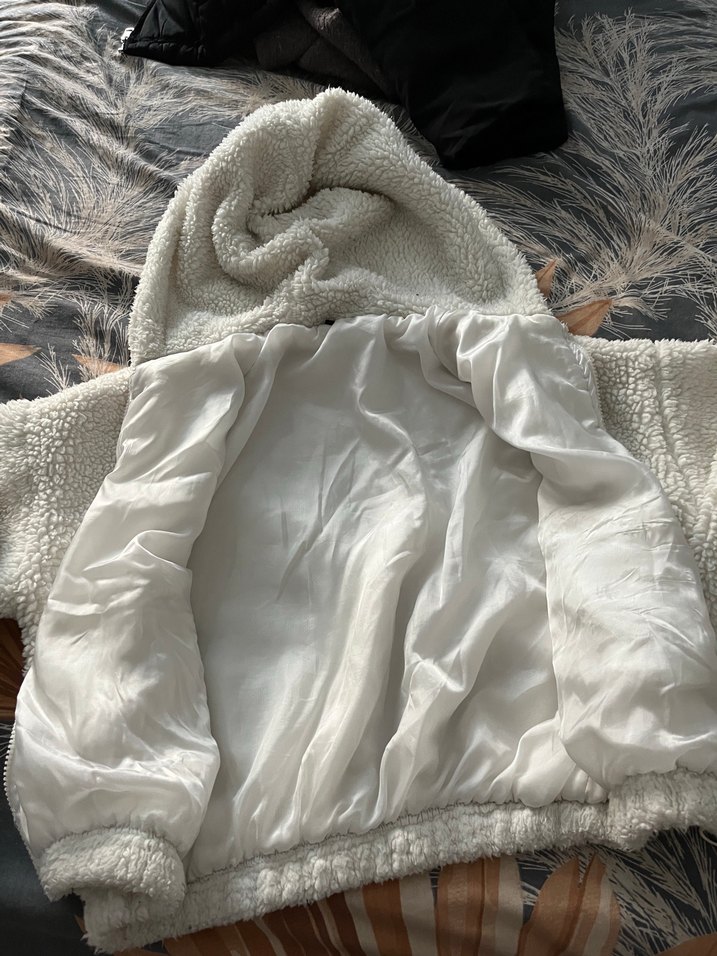 Ekru Peluş Kapüşonlu Fermuarlı mont — görsel 4/6