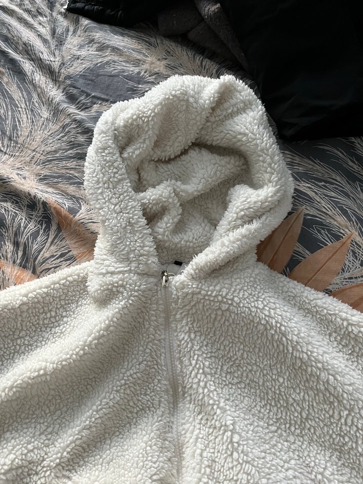 Ekru Peluş Kapüşonlu Fermuarlı mont — görsel 3/6