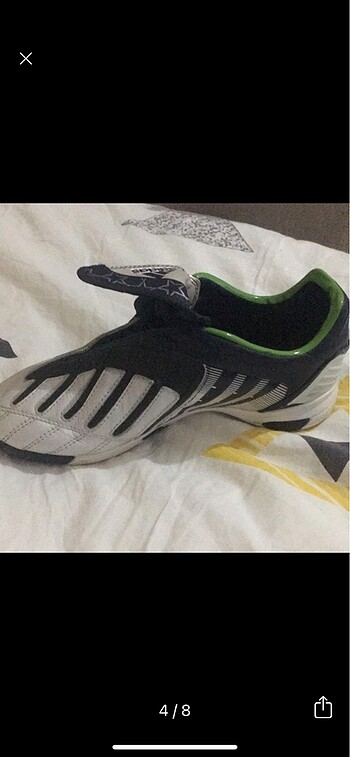 37 Beden Adidas predatör halı saha