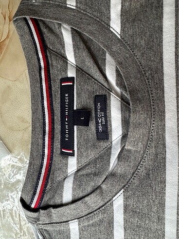 m Beden Tommy Hilfiger Gri M t.shirt