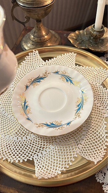  Beden Royal Albert fincan