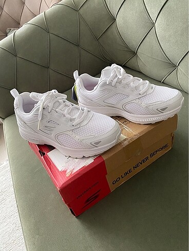 Skechers bayan ayakkabı