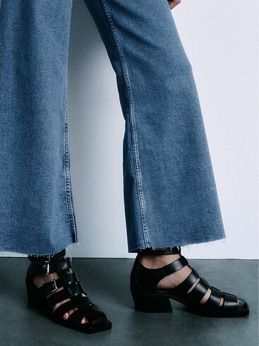 Zara kafes model topuklu deri ayakkabı