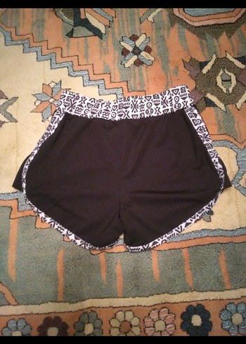 Elastik Bel Baskılı Siyah Mini Şort - Görsel 2