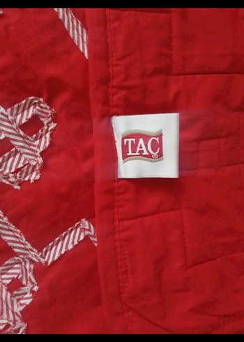 TAÇ Kırmızı Desenli Yatak Örtüsü - Görsel 5