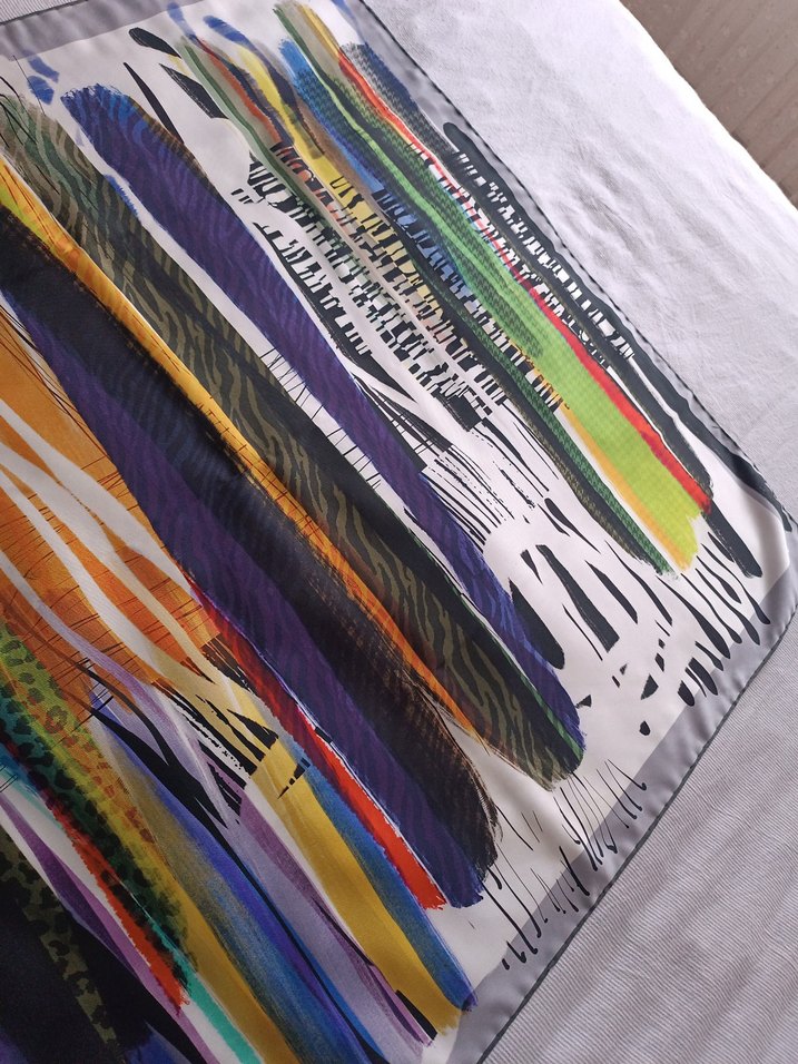 Aker İpek eşarp - Görsel 4