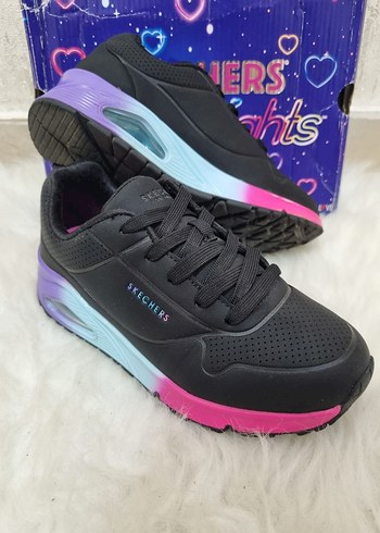 Skechers Ayakkabı