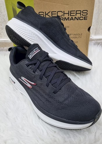 Skechers 44