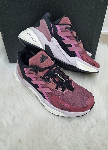Adidas orjinal bayan spor ayakkabı 