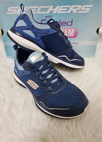 Skechers Ayakkabı