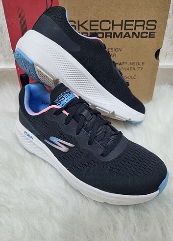 SKECHERS AYAKKABI 